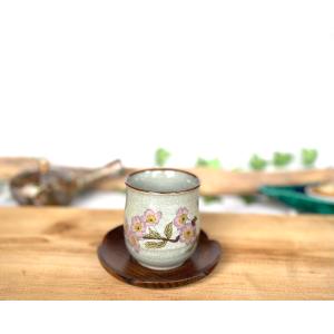 九谷焼 高級 陶磁器 湯呑 大 椿に鳥 裏絵(Kutani teacup)おしゃれ