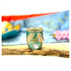 九谷焼 高級 陶磁器 湯呑 大 金糸梅に鳥 裏絵(Kutani teacup)おしゃれ
