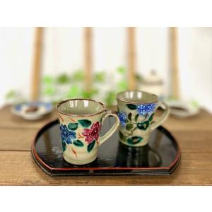 九谷焼 高級 陶磁器 ペアマグカップ 椿に鳥 黄塗り&緑塗り 裏絵(Kutani