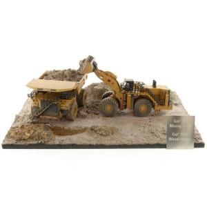 『1/125 CAT 994K ホイールローダー&amp;CAT 797 マイニングトラック 情景仕様 完成...