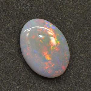 セミブラックオパール 橙・緑 0.55ct AAA S-D041 《即納》 : kyfactory