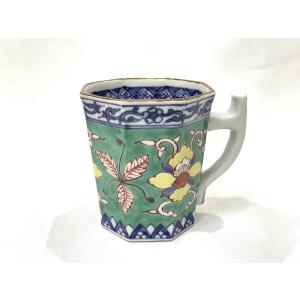 京焼・清水焼 色絵間取牡丹山水捻湯呑 加藤雲泉（雲泉窯） : 京焼