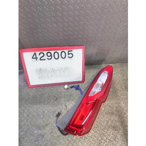 Ｎ−ＢＯＸ 6BA-JF4 右テールランプ L 4WD S07BNA CVT G547P G