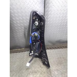 N-BOX DBA-JF2 右テールランプ G...の詳細画像3