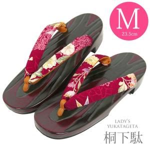 下駄 女性用 一刀彫 レディース 桐下駄  浴衣 ゲタ Mサイズ 562676｜kyonenya