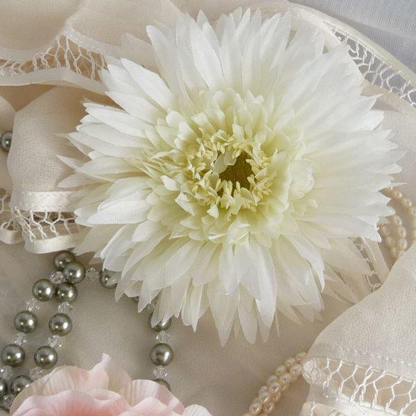 コサージュ 兼 髪飾り 夢ガーベラ・ピュアラブ クリスタルまたはパール付