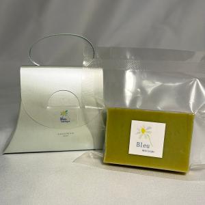 茶凡屋 オリーブオイルで作った 洗顔石けん ブルウマニアック ブルーカモミール 香り オリーブオイル 乾燥防止 天然精油 50ｇ お中元