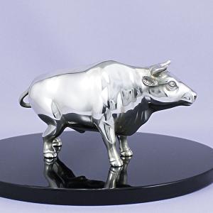 置物 干支(銀製)丑・牛・うし 立牛 大(現品限り)の詳細画像4