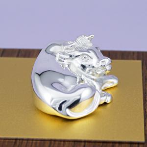 置物 干支(銀製)丑・牛・うし 座牛 丸 特大の詳細画像2