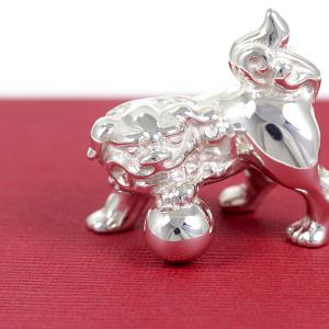 置物(銀製)獅子・狛犬・こまいぬ 躍動 豆の詳細画像2