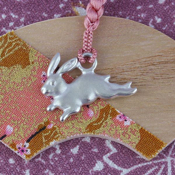 干支 根付（銀製）飛び兎・うさぎ・ウサギ 大