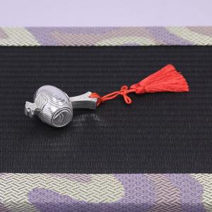 置物 (銀製) 打ち出の小槌・こづち 小 正絹タッセル付 : 京都工芸舎