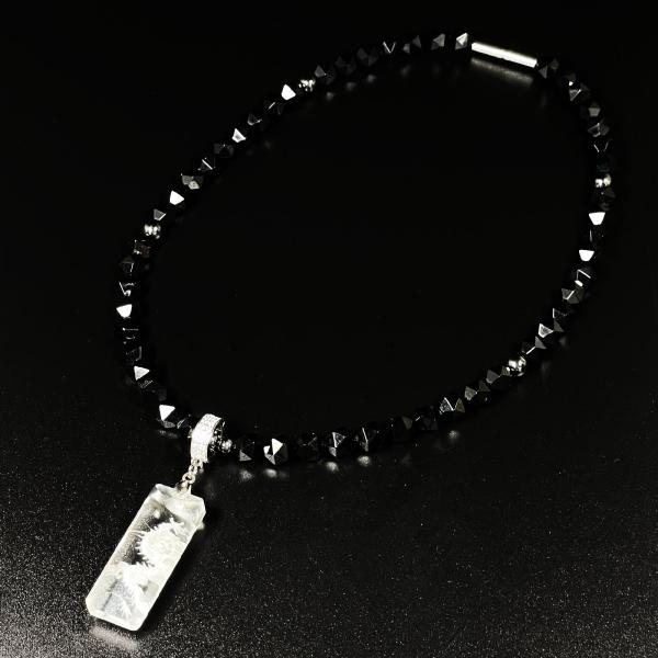 ワイルドに決まる浮彫皇帝龍水晶プレート 20 面カットオニキス 磁気 ヘマタイト ネックレス 金運 ...