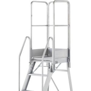 【在庫処分】TRUSCO(トラスコ) アルミ製踏台 3段 高強度型 黒 TSAF TRUSCO中山 トラスコ TRUSCO アルミ製踏台 3段 高強度型 黒 (1台) TSAF