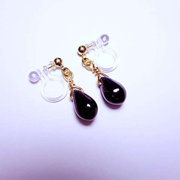 IY2009GDBLK イヤリング 樹脂ノンホールピアス アレルギー対応 金アレ チェコ ドロップ ...
