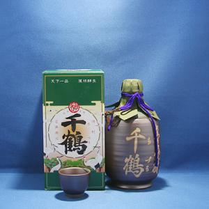 千鶴 特製徳利陶器 (お猪口付き) 25° 720ml 神酒造 芋焼酎｜kyushu-shouchu-club