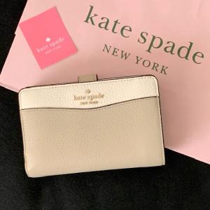 kate spade イエローベージュ キルティング 二つ折り財布 ケイトスペードニューヨーク kate spade new york Kate spade ケイト