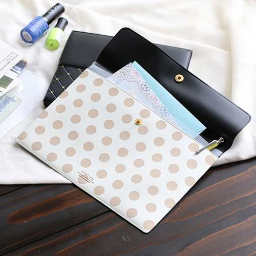 ブリーフケース全4色  スヴェルト 　A5サイズ フラットケース おしゃれ 大人 かわいい 可愛い ...