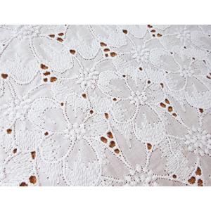 国産　大柄花刺繍生地　　4個までネコポス可能　KLM57