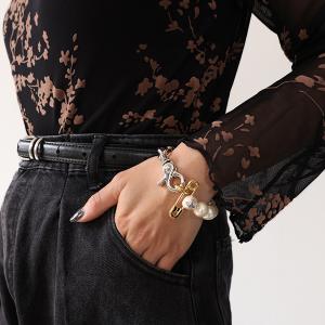VERSACE ヴェルサーチ ヴェルサーチェ ピアス アクセサリー