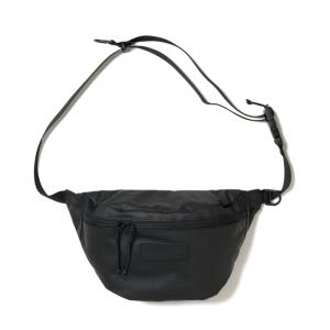 VALENTINO GARAVANI（ヴァレンティノ ガラヴァーニ） 中古良品