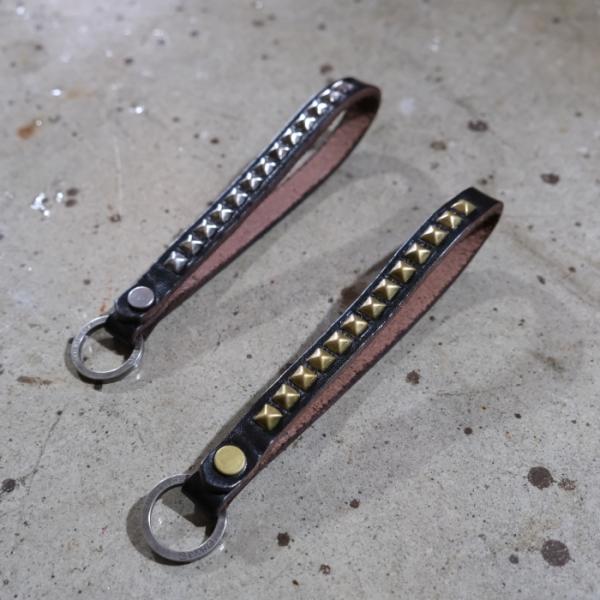HTC エイチティーシー【Key Holder】ループキーホルダー スタッズ 牛革 ロングストラップ...