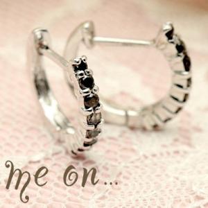 ブラックダイヤ フープ式 ピアス K10WG ブラックダイヤモンド