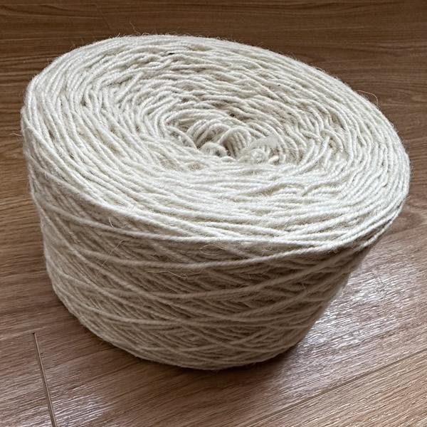 経（たて）糸　ウール100％　生成り ＜織り 編み ニット 毛糸＞