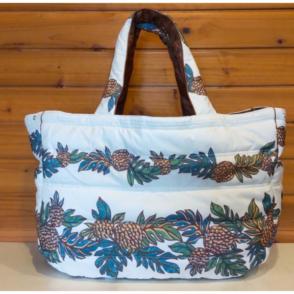 ハワイアン中綿ビッグトートバッグ　レッスンバッグ　旅行　マザーバッグにも