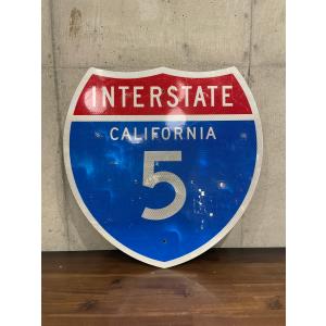 California Interstate 5 FWY メタルサイン アメリカ雑貨 インテリア ディスプレイ コレクション 壁掛け ロードサイン｜lanaleo