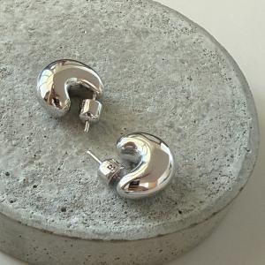 MARIA BLACK（マリアブラック） ピアス Senorita 50 Hoop セニョリータ