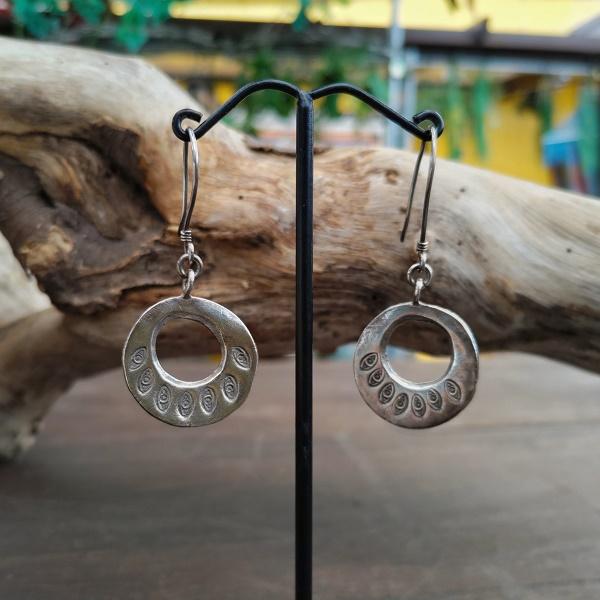 カレンシルバー ピアス サークル１　カレン族 少数民族 タイ エスニック ハンドメイド