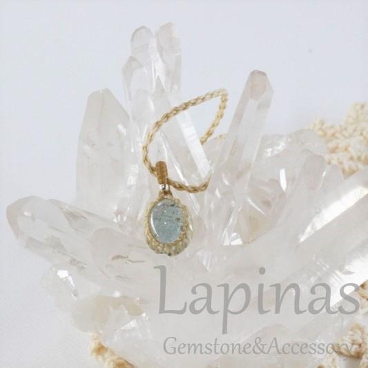 アクアマリン ペンダント マクラメ編み シルバー ハンドメイド 天然石 パワーストーン (MPN9)