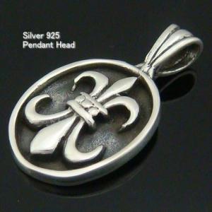 シルバー925 ターコイズカラーの石が爽やかなペンダントトップ