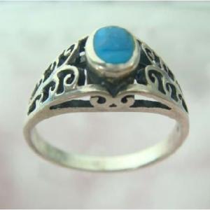 【 新品 未使用 】ターコイズリング ユニークデザイン 新品未使用品】ターコイズリング メンズ 指輪 316L アクセサリー 20号