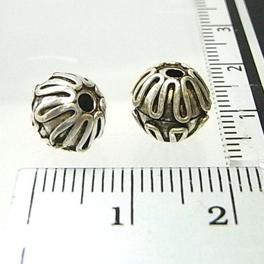 シルバーバーツ 1-067 1個売り お花のような模様を施した真ん丸のビーズ直径9mm