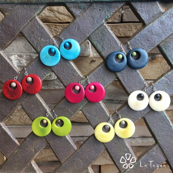 LT-5016-813 タグア ピアス／イヤリング アクア、 ピアスはキャッチ付き Tagua Ea...
