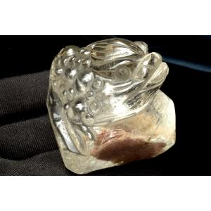 1点物】AAA+☆繊細彫刻 リビアングラス 33x24mm 龍亀 置物 _PC8707
