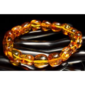1点物】バルト海産◇天然琥珀 バルティックアンバー(琥珀) 11.5mm