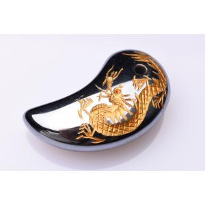テラヘルツ 33.5x19mm 龍彫り 勾玉_...の詳細画像1