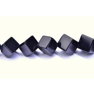 8mm「オニキス キューブ」 1連(約38cm...の詳細画像1
