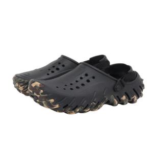 クロックス（crocs）（メンズ）サンダル エコー カモ RO クロッグ Blk/Mlt ブラック 212095-0C4 カジュアルシューズ