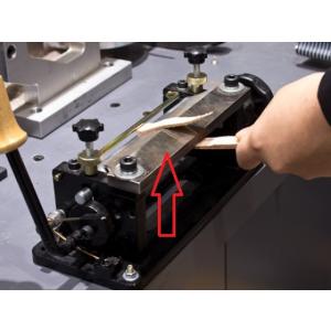革漉き機　レザークラフト Amazon.co.jp: HAMILO 革漉き機 手動 レザークラフト ステンレス