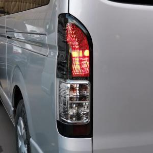トヨタ 200系 ハイエース テールライト 1-6型 純正タイプ フィン付き 200系ハイエース 純正タイプ フィン付き テールランプ スモーク