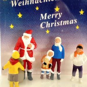 ジオラマ ミニチュア フィギュア テラリウム パルダリウム Preiser 1/87 29098 サンタクロースと子供達