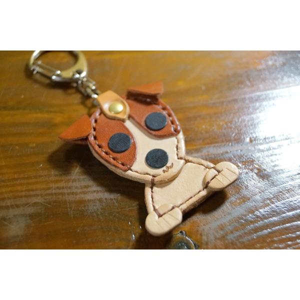 ヌメ革ジャックラッセルキーホルダー　ジャックラッセルテリア　【おまけ付き】