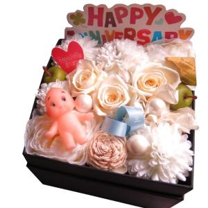 sanrio（サンリオ） 母の日 キティ入り 花束風ギフト キティちゃん付き