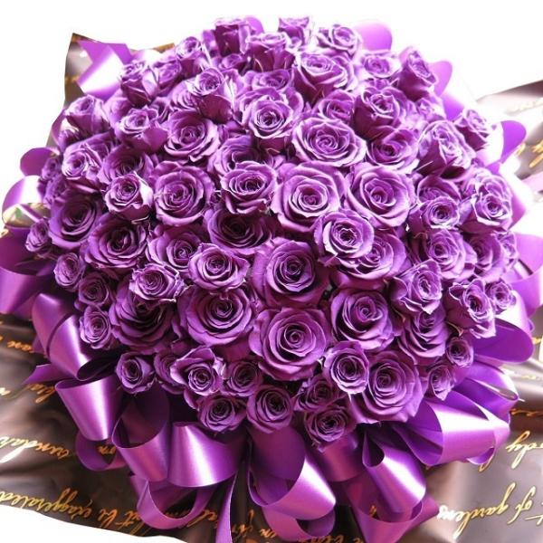 プリザーブドフラワー 古希 お祝い 女性 70歳 お祝い 記念日 花束風 紫バラ70本使用 クリアー...