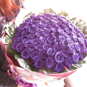 プリザーブドフラワー 花束 紫バラ 50本 フラワーギフト プレゼント あすつく 対応商品です｜leaves78