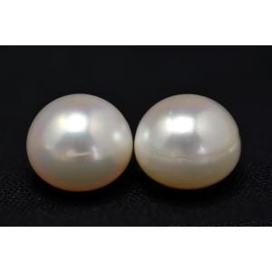 特大13mm ホワイト ボタン 淡水真珠 ピア...の詳細画像1